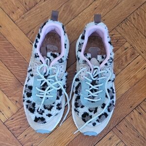 Leopard Print Fuzzy Sneakers with Pink Accents